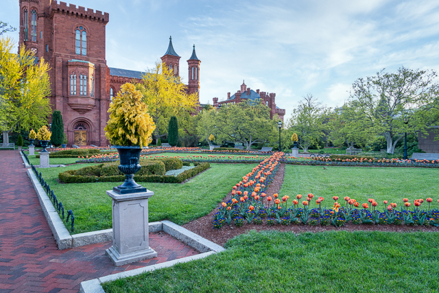 Exploring the Smithsonian Gardens
