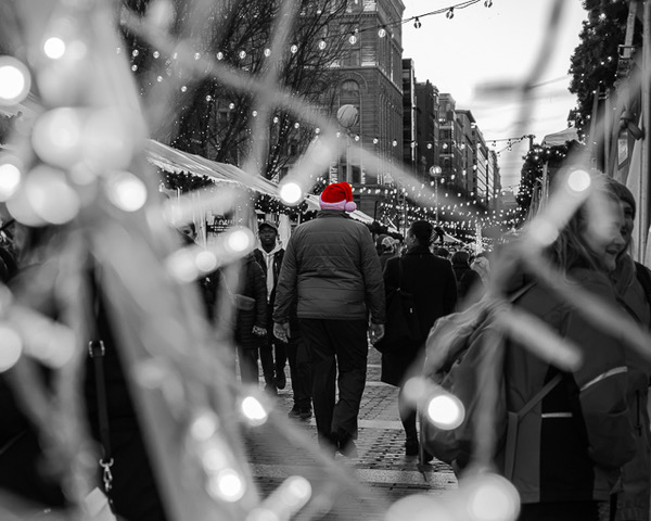 Framing the Festive - Holiday Market Photo Walk