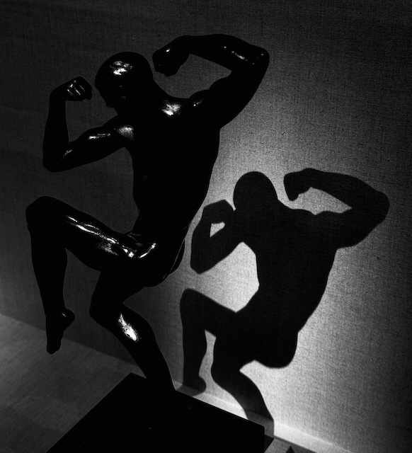 Beyond the Sculpture: Photographing Art