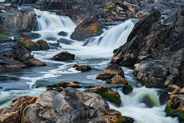 Waterfalls of the Potomac-Angela Poh